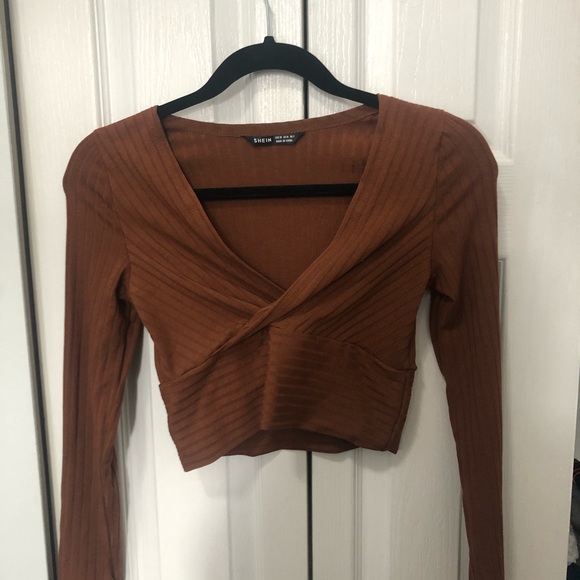 CUTE TRENDY RIBBED BROWN WRAP LONG SLEEVE CROP TOP - Picture 2 of 5